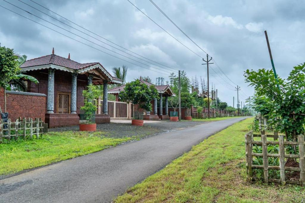 Shenwa The Kerala Village, Shahapur المظهر الخارجي الصورة